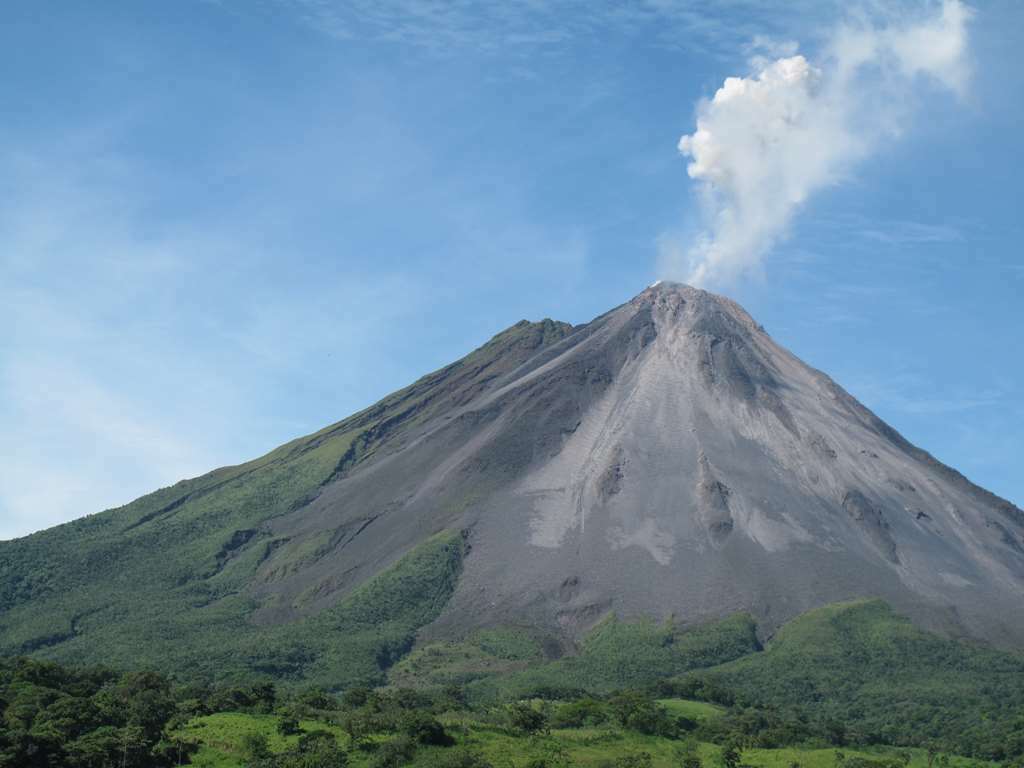 Hotel Montana De Fuego Resort And Spa La Fortuna 外观 照片